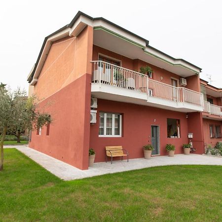 Relax Nel Verde Сеграте Экстерьер фото